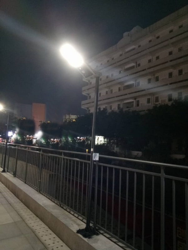 Production process of finished solar light poles