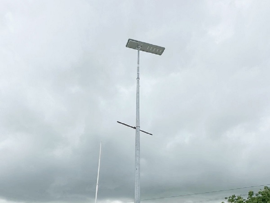 Solway 8-meter-tall ASP PLUS all in one integrated solar street light project cases