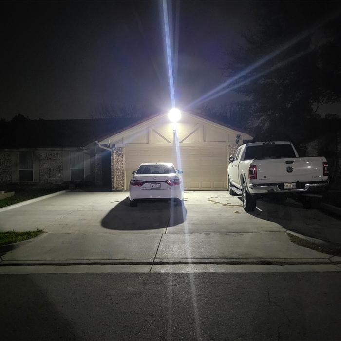 Working principle, advantages and disadvantages of grid-connected solar street lights